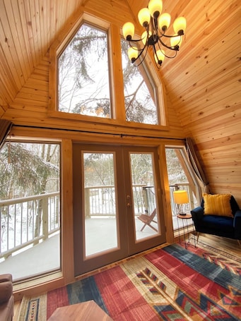 Interior. The Treehouse near Cook Forest State Park