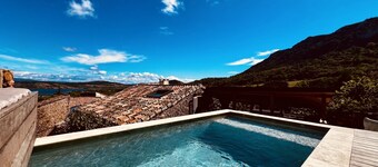 LA Grange ~ Lac du Salagou ~ Eco-gîte de Groupe ~ Entre lac et Montagne