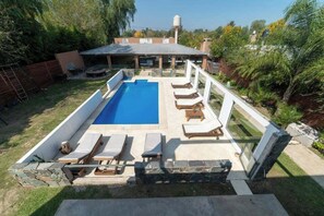 Courtyard view - Buenos Aires de Ezeiza Apart Hotel (La Unión)