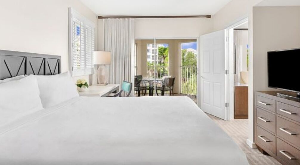 3 slaapkamers, een strijkplank/strijkijzer, wifi, beddengoed