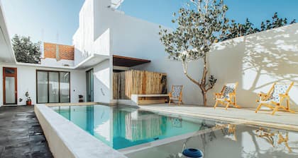 Casa Romira