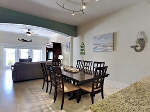 Studio (3 Bedrooms) | Property amenity