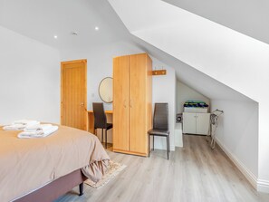 1 camera, Wi-Fi gratuito, lenzuola