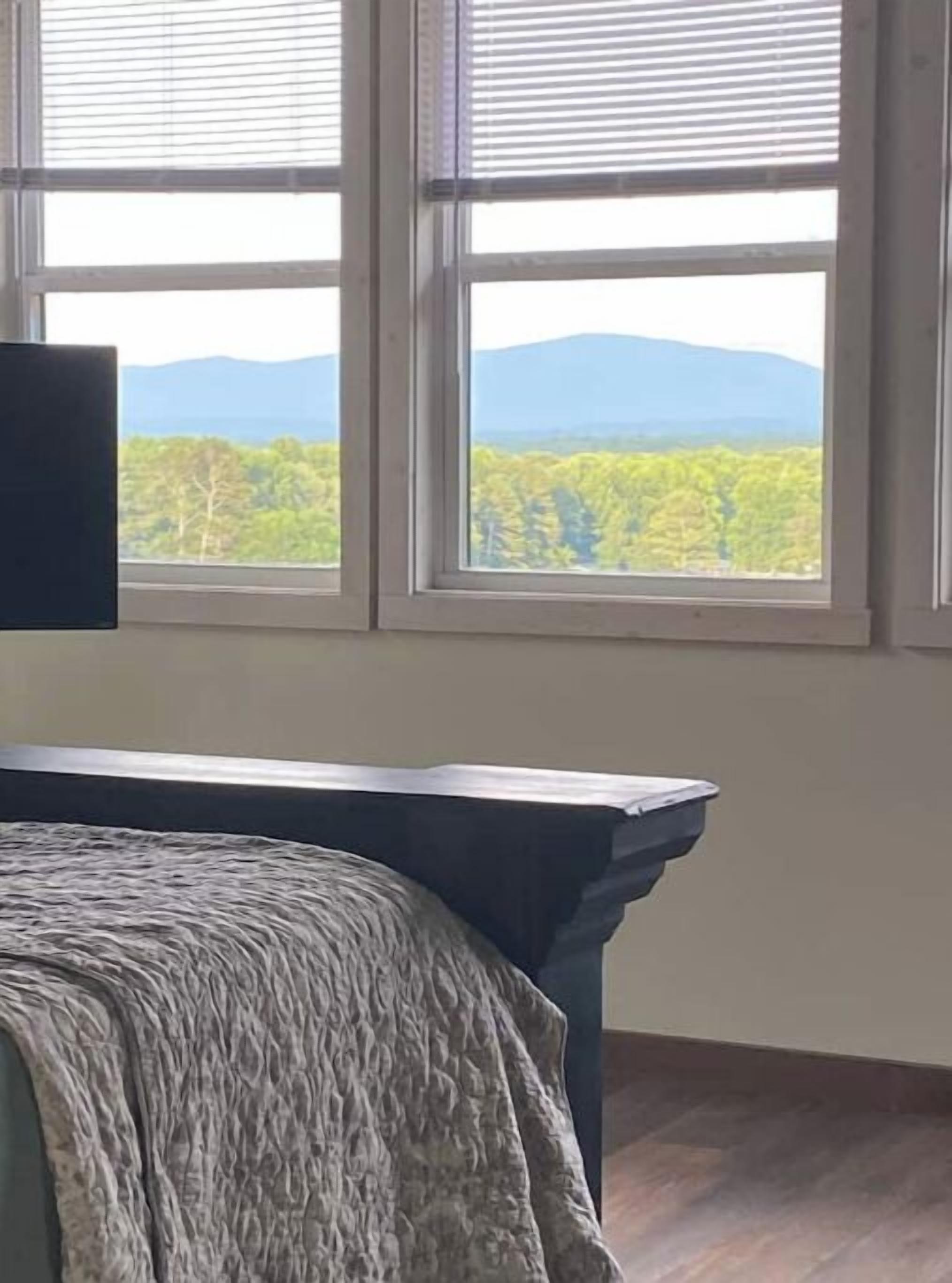 1 chambre, bureau, fer et planche à repasser, Wi-Fi gratuit