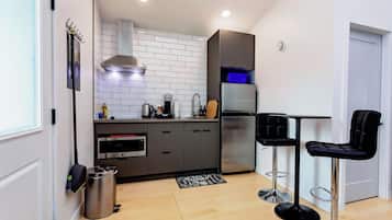 Fridge, microwave, stovetop, toaster