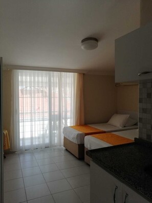 Standard Twin Room, Balcony - Ergüven Motel (Marmara)