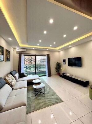 Living area - You are successful

 (Abidjan)