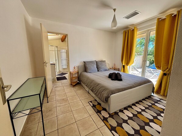 3 bedrooms, iron/ironing board, travel cot, WiFi - Les Jardins du Carignan - Jolie Maison sur un Terrain de 1300m2 en Centre Ville (Béziers)