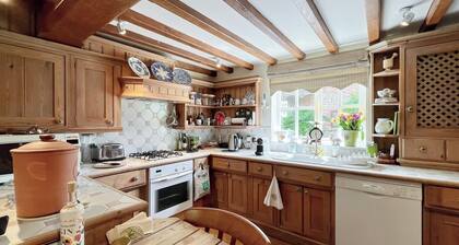 Mulberry Cottage - Casa Bonita