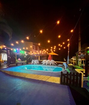Utomhuspool