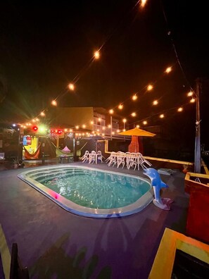 Utomhuspool