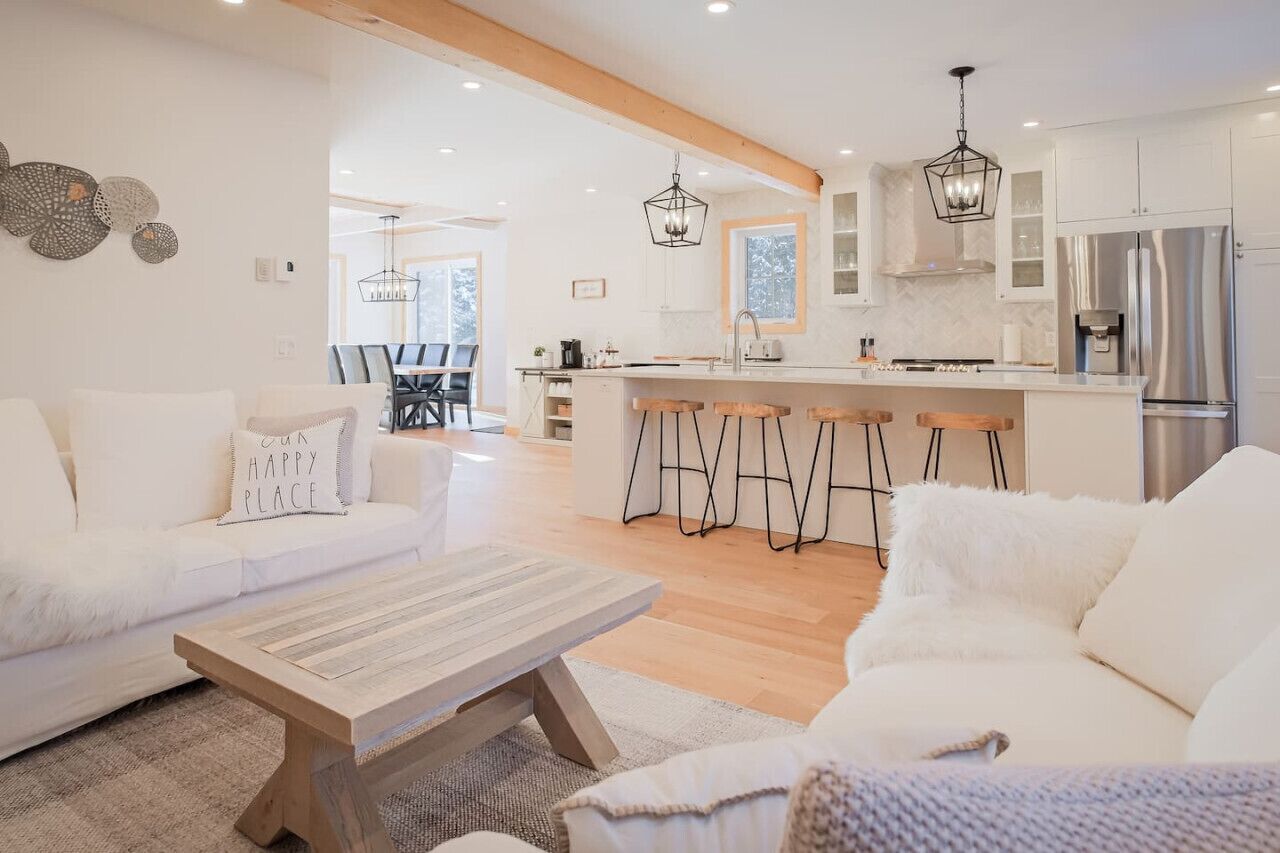 Smart TV, fireplace, video games, DVD player