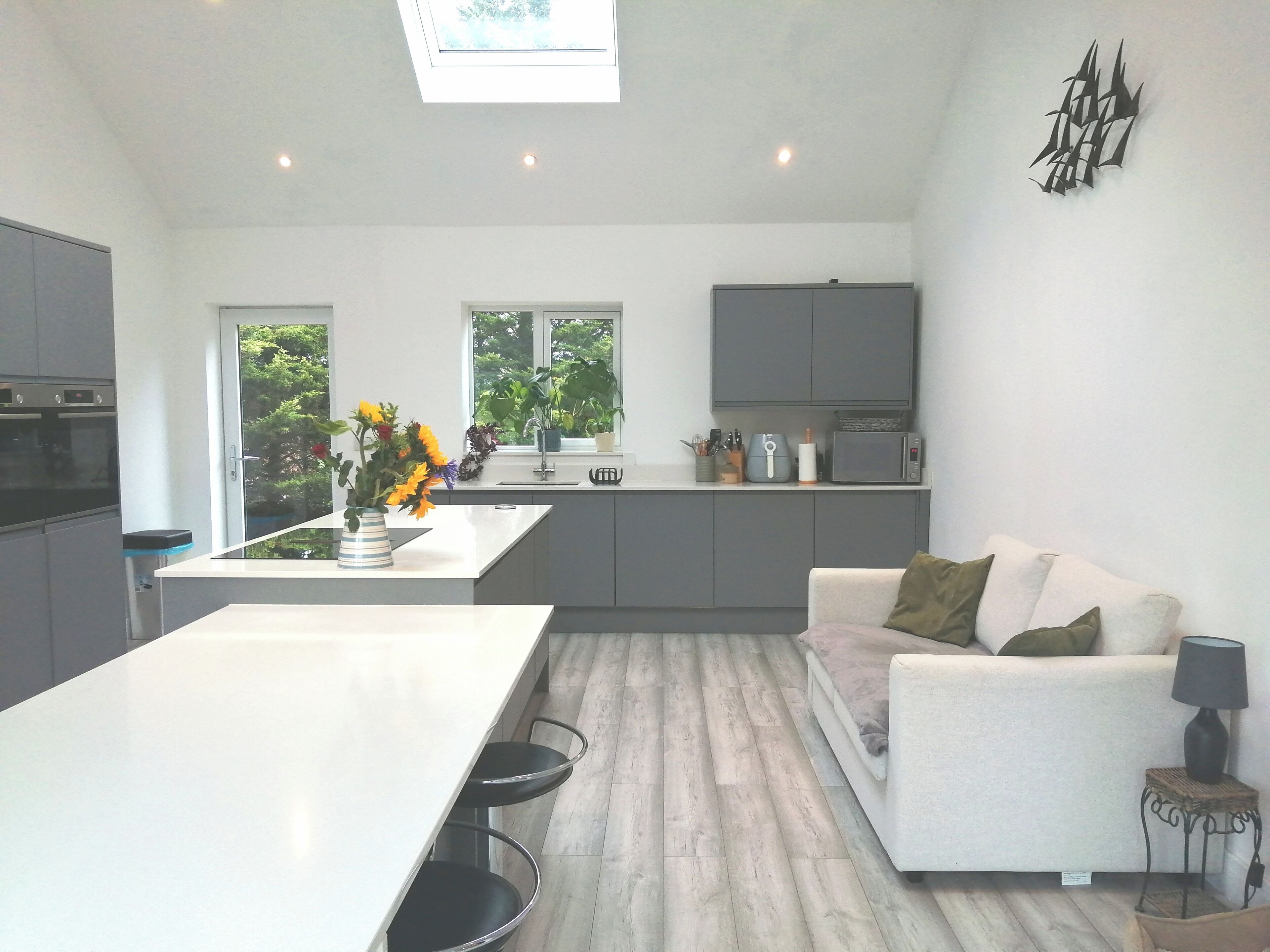 Rumah | Dapur pribadi | Lemari es, microwave, oven, dan kompor