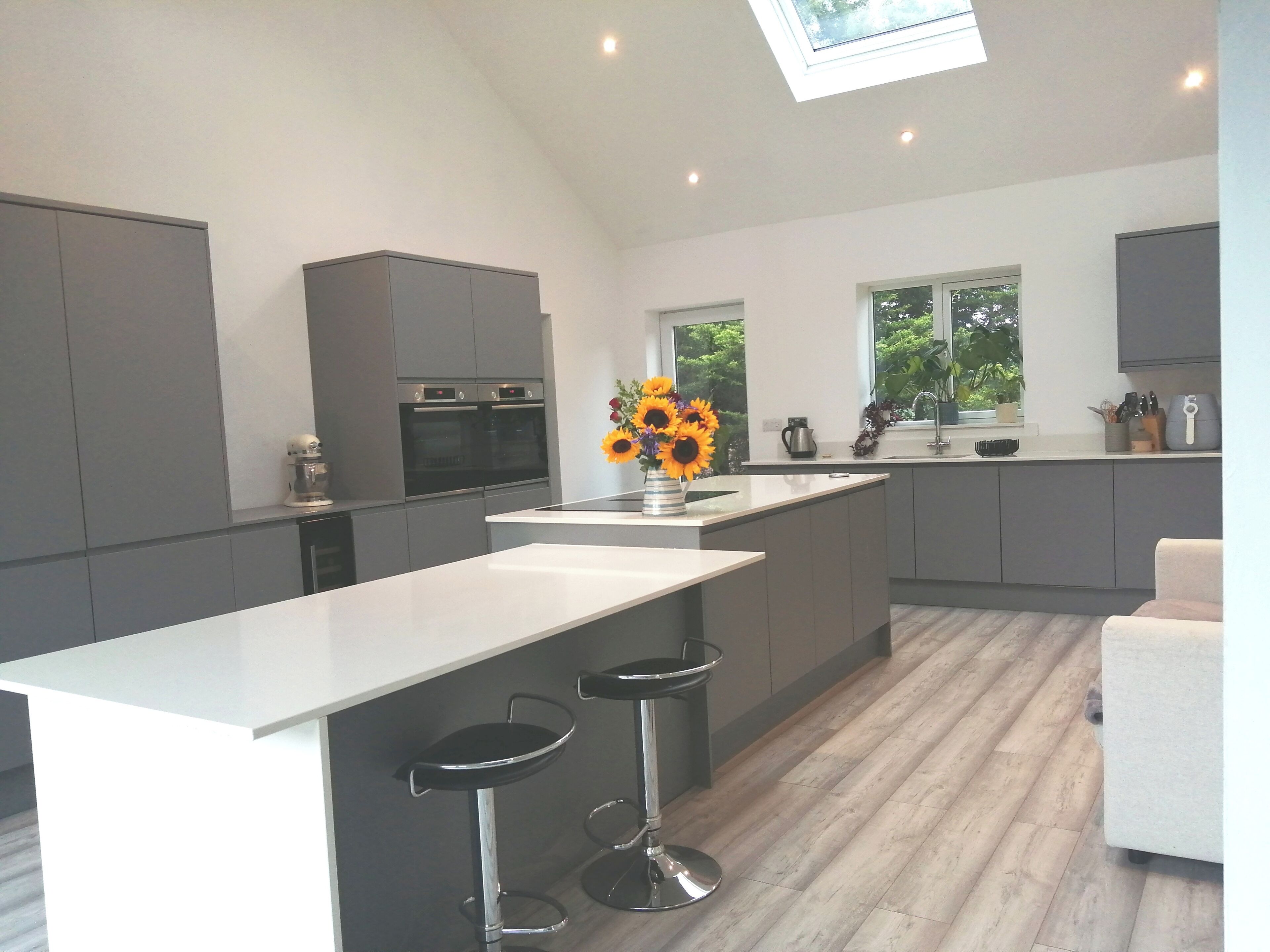 House | Private kitchen | Fridge, microwave, oven, stovetop