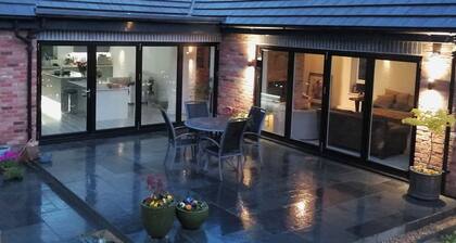 The Highlands, 5 bed 5 Bath, Large Spacious House