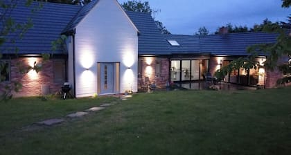 The Highlands, 5 bed 5 Bath, Large Spacious House