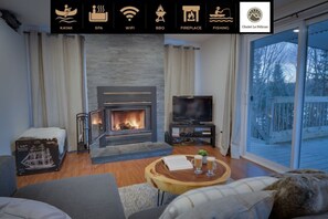 Téléviseur connecté, foyer, jeux vidéo, lecteur de DVD