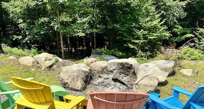 Come make memories in the Adirondacks at THE BARN! Bike, hike or swim⛰️all summer