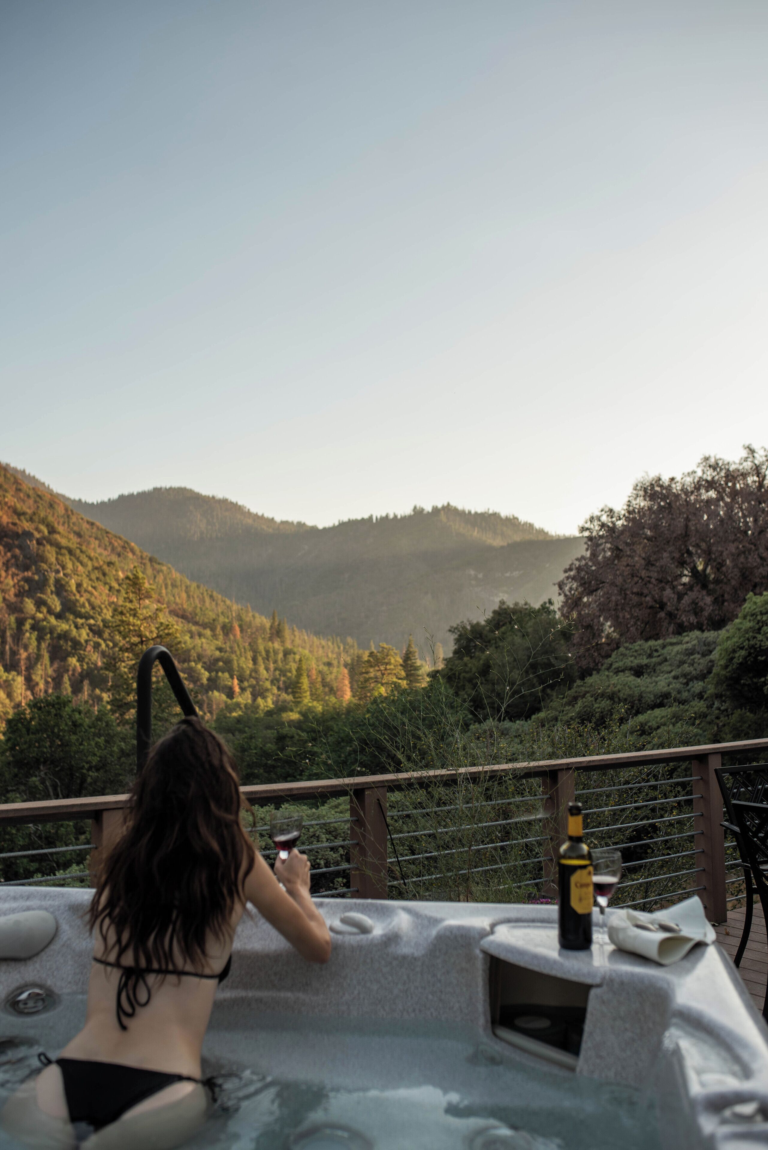 Stunning Sequoia Retreat: Springs, Spa & Sauna
