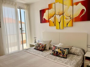 3 habitaciones, tabla de planchar con plancha y wifi gratis 