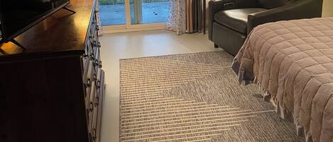 1 chambre, bureau, fer et planche à repasser, Wi-Fi gratuit