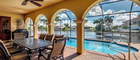 Piscine extérieure, piscine chauffée