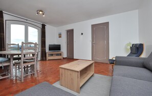 Living area - 2 bedroom cozy apartment in Spéracèdes (Spéracèdes)