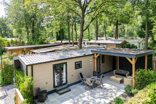 Luxury Chalet at the Veluwe Hoenderloo Hottub & Sauna