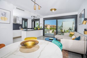 Smart TV - 200m from Arenal Beach, sea front, big terrace (Platja de l'Arenal)