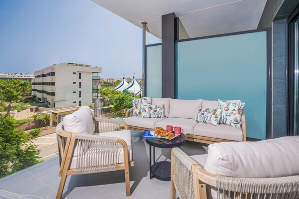 Terrace/patio - 200m from Arenal Beach, sea front, big terrace (Platja de l'Arenal)