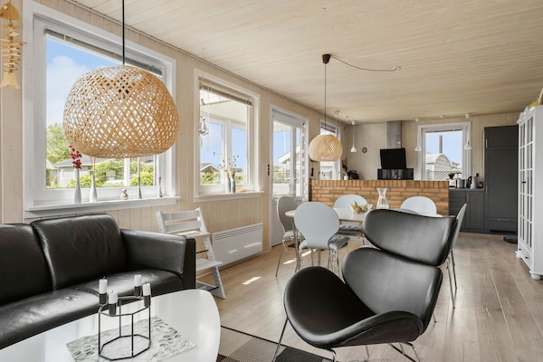 Smart-tv och eldstad