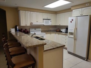 Private kitchen - CONDO IN NUEVO VALLARTA NAYARIT (Nuevo Vallarta)