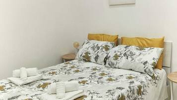 1 chambre, Wi-Fi gratuit, draps fournis