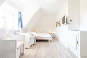 3 Schlafzimmer, Zimmersafe, WLAN, Bettwäsche