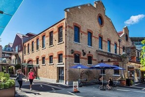 Exterior - Executive Townhouse Auckland by Furnished Rentals (Auckland)