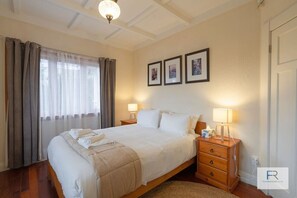 2 chambres, bureau, fer et planche à repasser, Wi-Fi gratuit