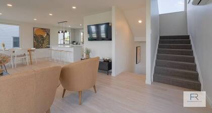 Gorgeous Orakei Home by Furnished Rentals