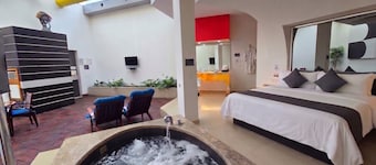 Hotel Alcampo 