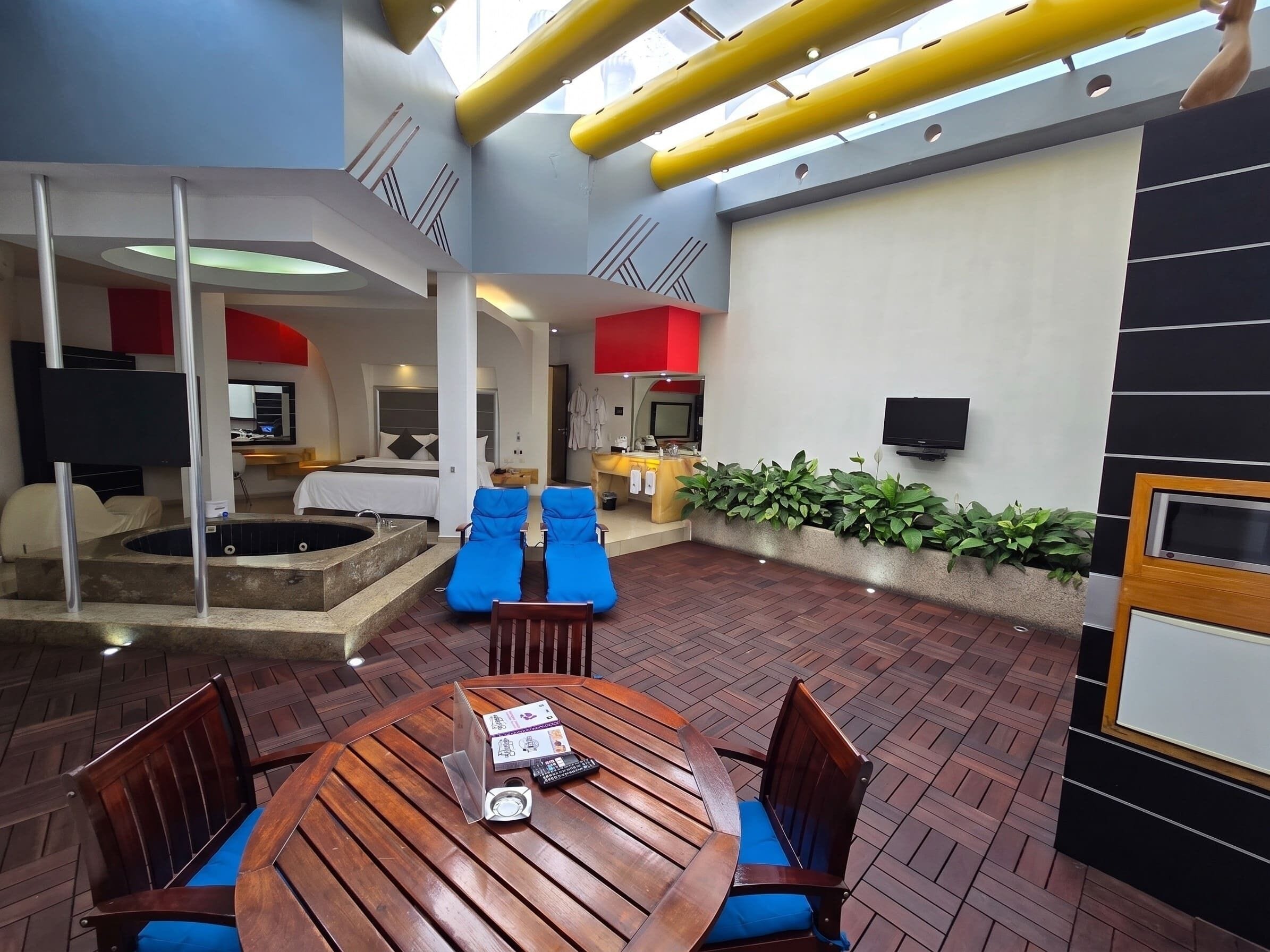 Deluxe Villa | Living area