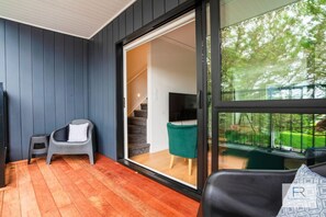 Interior - Premier Epsom Townhouse|by Furnished Rentals (Auckland)
