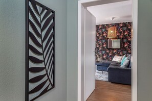 Unclassified image, 4 of 17, button