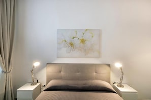 2 bedrooms, iron/ironing board, WiFi, bed sheets - Demetra Amalfi Lone by bus stop (Amalfi)