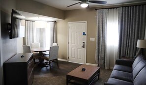 TV, video games, DVD player - 1 Bed/1 Bath Suite, Smoky Mountains!  (Sevierville)