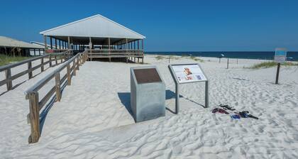 Oceanfront Condo | Steps from Flora Bama | Spanish Key 605 | My Beach Getaways