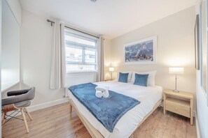 1 Schlafzimmer, Schreibtisch, Bügeleisen/Bügelbrett, WLAN