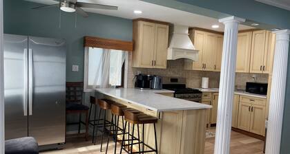 2 Bedroom Apartment Near UBS Arena, JFK, & NYC