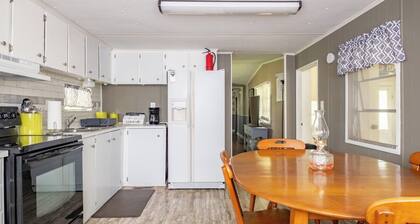 Secluded Woodside Retreat