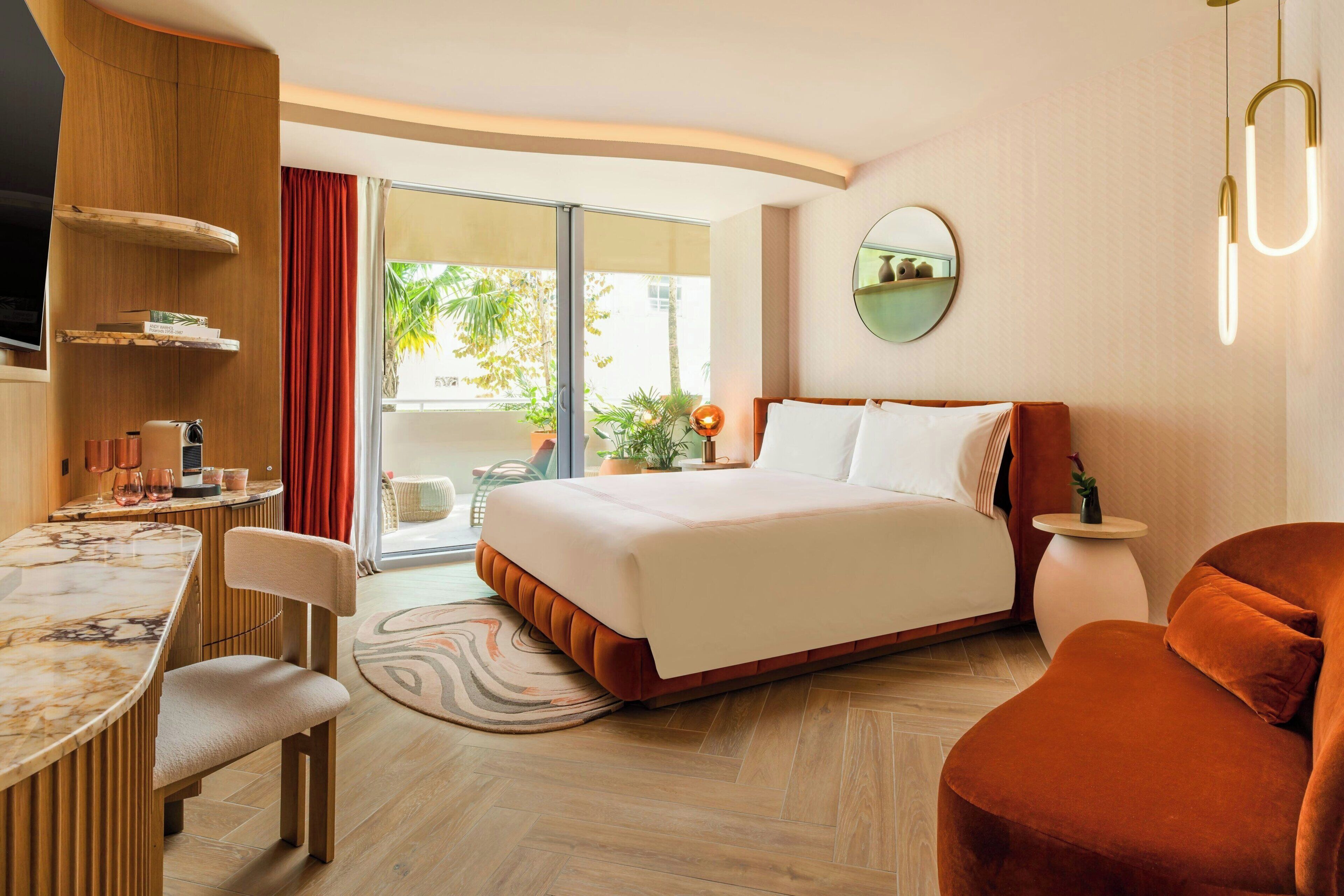 Szoba, 1 king (extra méretű) franciaágy, terasz, kilátással a kertre | Minibár és ingyenes wifi