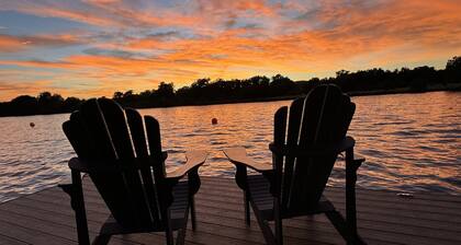 Book 3 get 1 night FREE Enchanted Valley | Sunsets, Dock & Lift