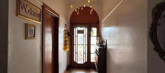 Cozy Harry Potter Home in Maryborough, Victoria, Central, Spacious, Magical Stay